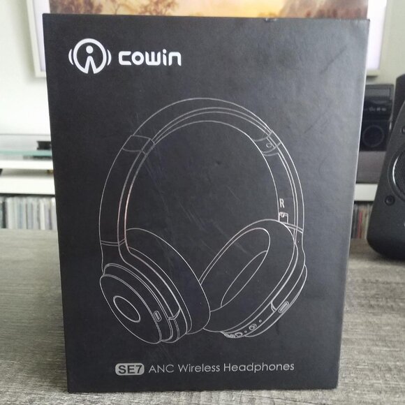 Cowin SE7 active noise cancelling (ANC) wireless headphones - Picture 6 of 7